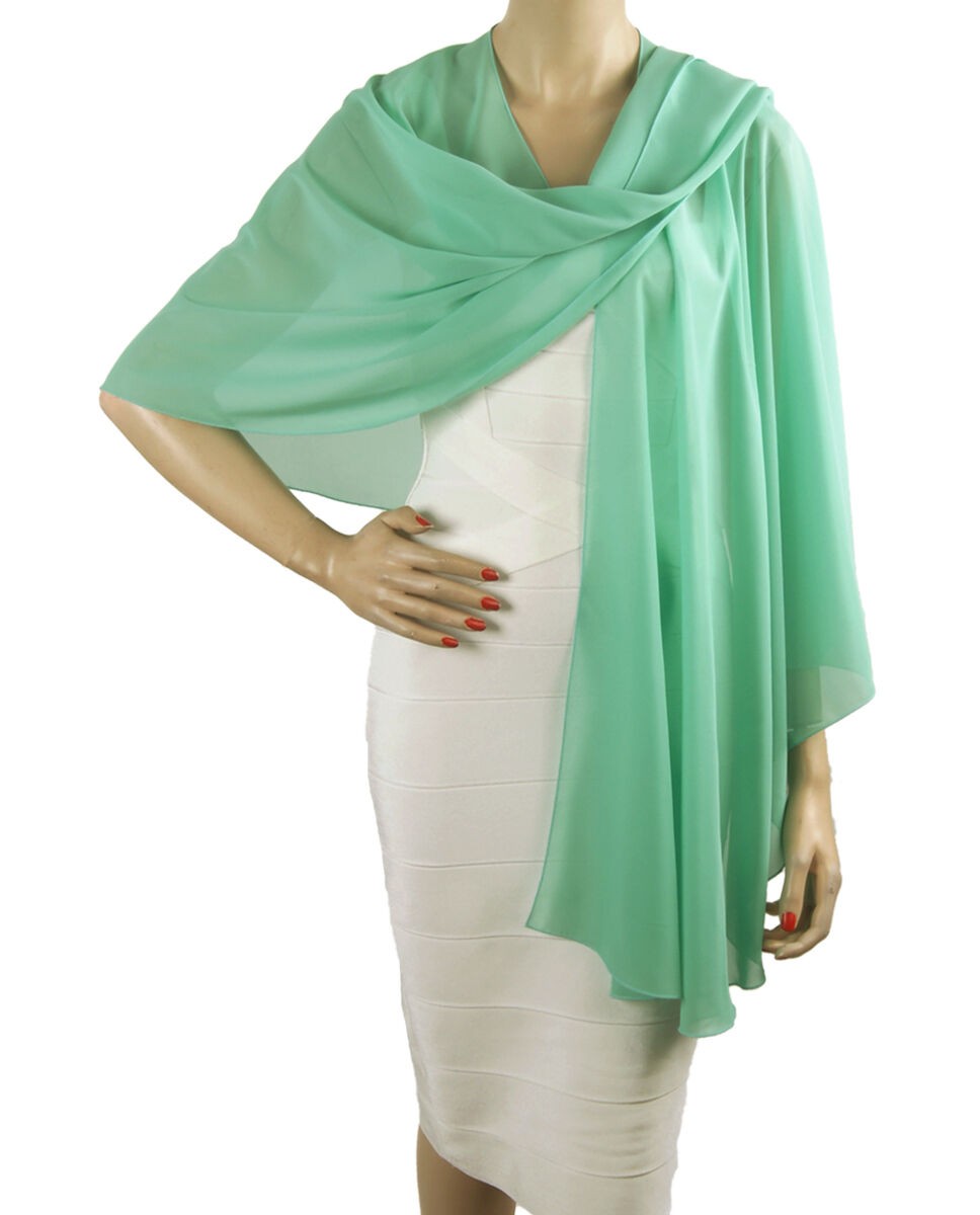 Soepelvallende effen mintgroene crêpe voile cape stola